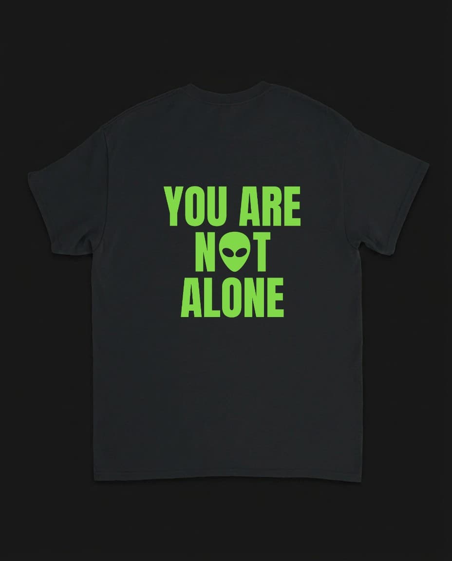 You Are Not Alone – Alien Edition — Triko s UFO designem | DOPESTORE